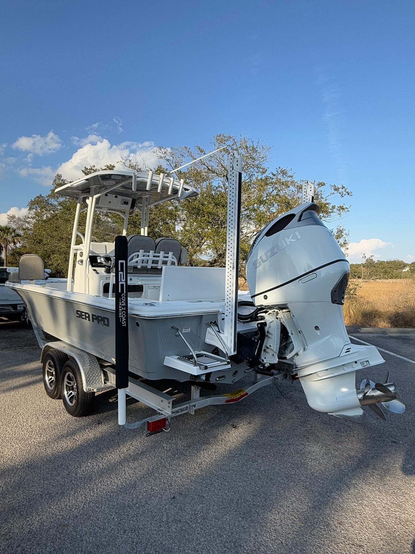 24' 2023 Sea Pro 248 Bay