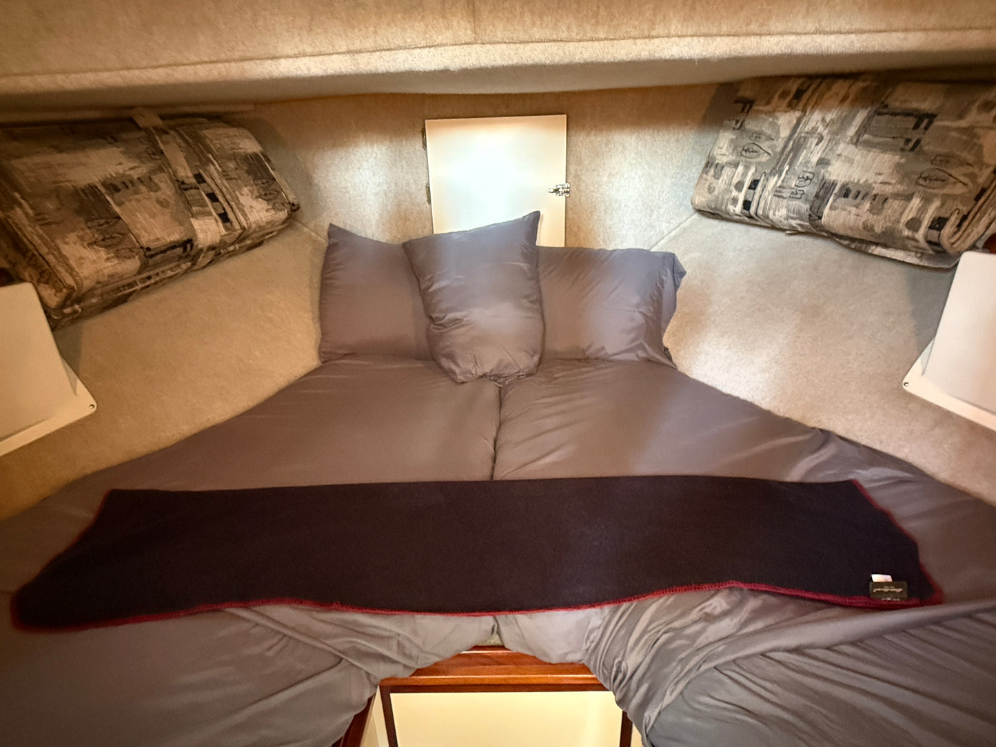31' 2003 Camano