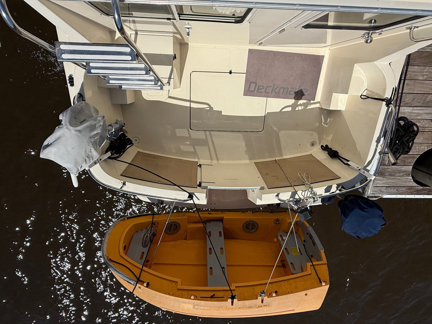 31' 2003 Camano