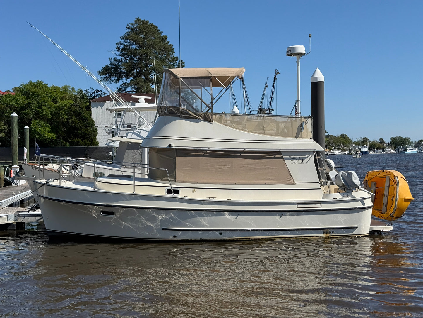 31' 2003 Camano