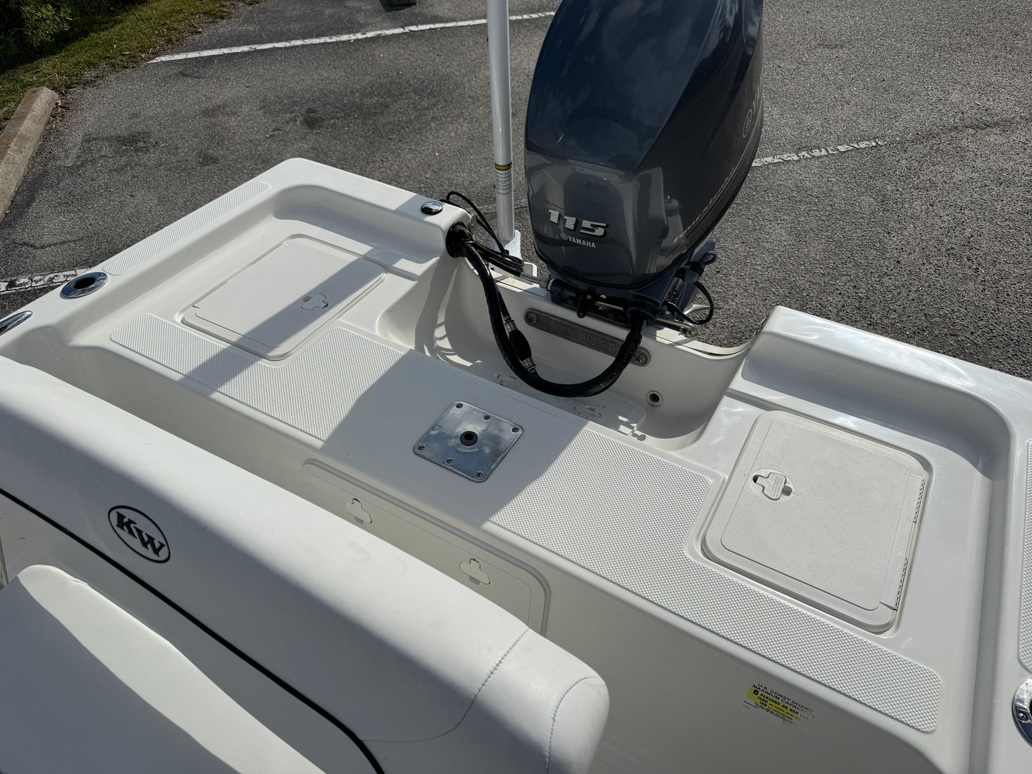 17' 2013 Key West 176 Bay Reef